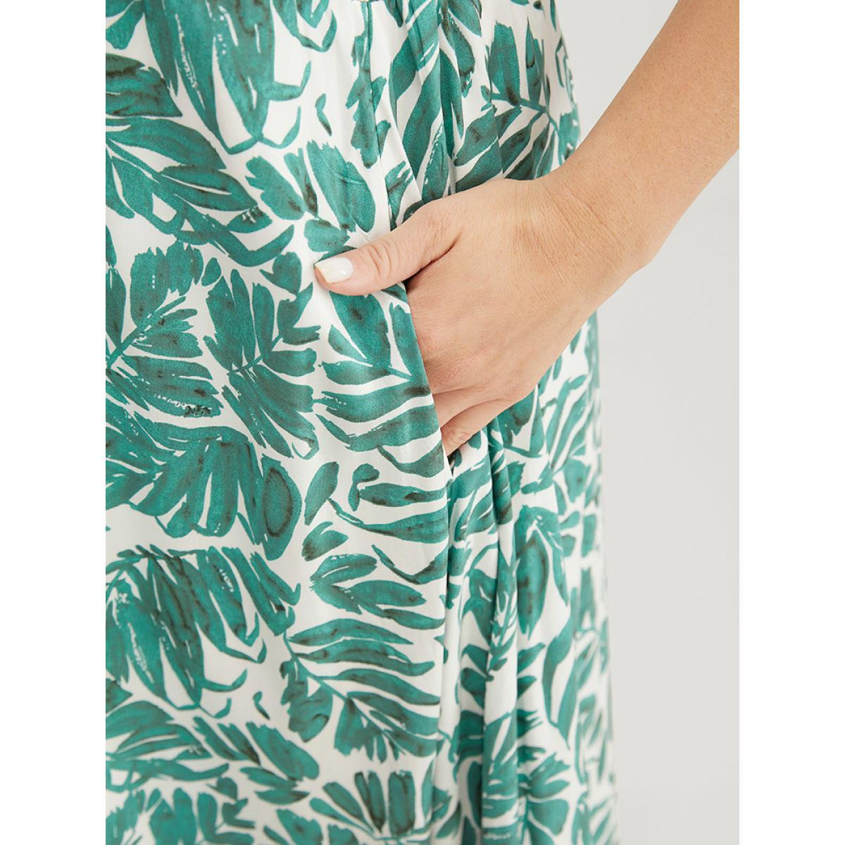 Plus Size Plant Print Pocket Shirred Ruched Sleeve High Low Dress Emerald Women Elegant Ruched V-neck Short sleeve Curvy Midi Dress BloomChic 22-24/3X Product Image