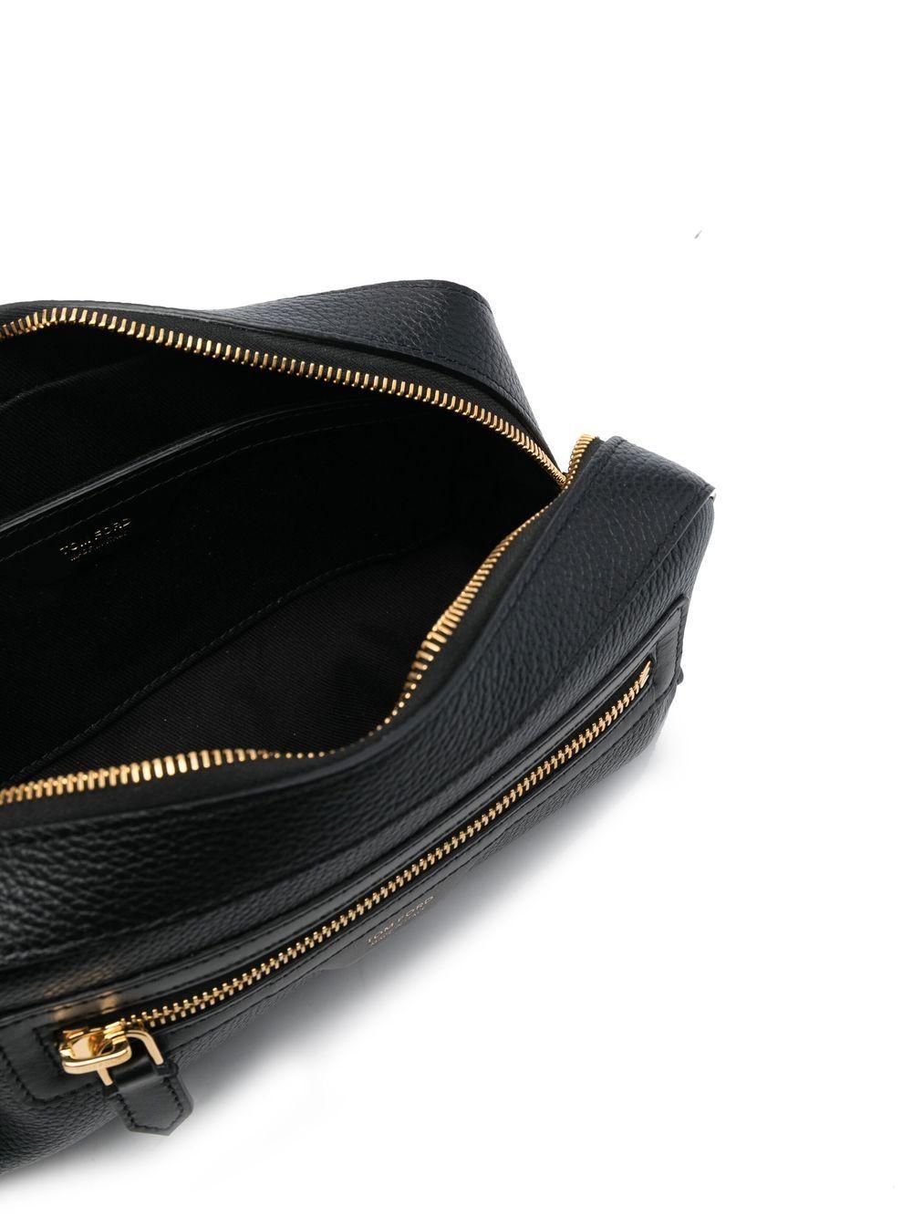 grained-leather logo-stamp wash bag Product Image