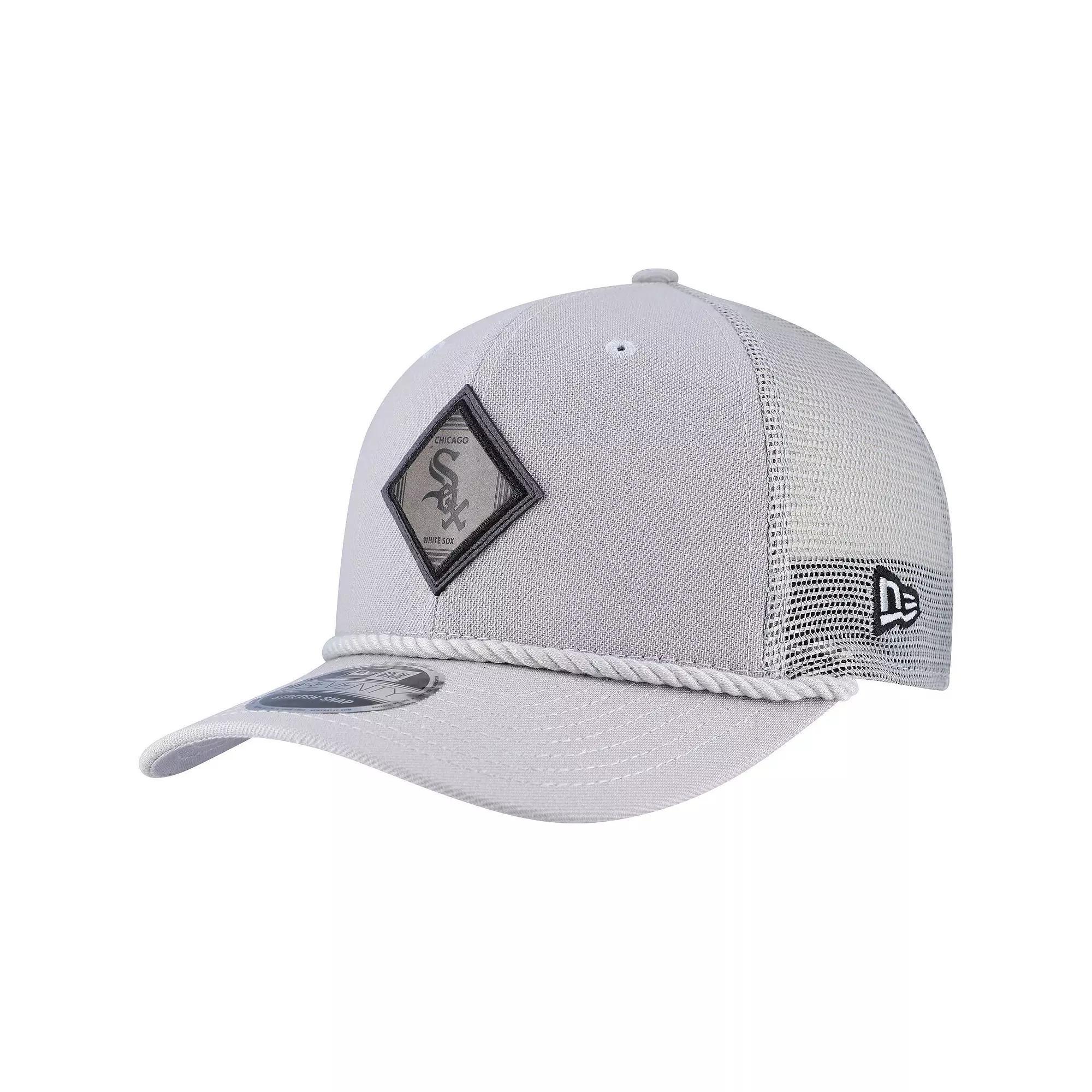 Mens New Era Gray Chicago White Sox Logo 9SEVENTY Stretch-Snap Adjustable Hat Product Image