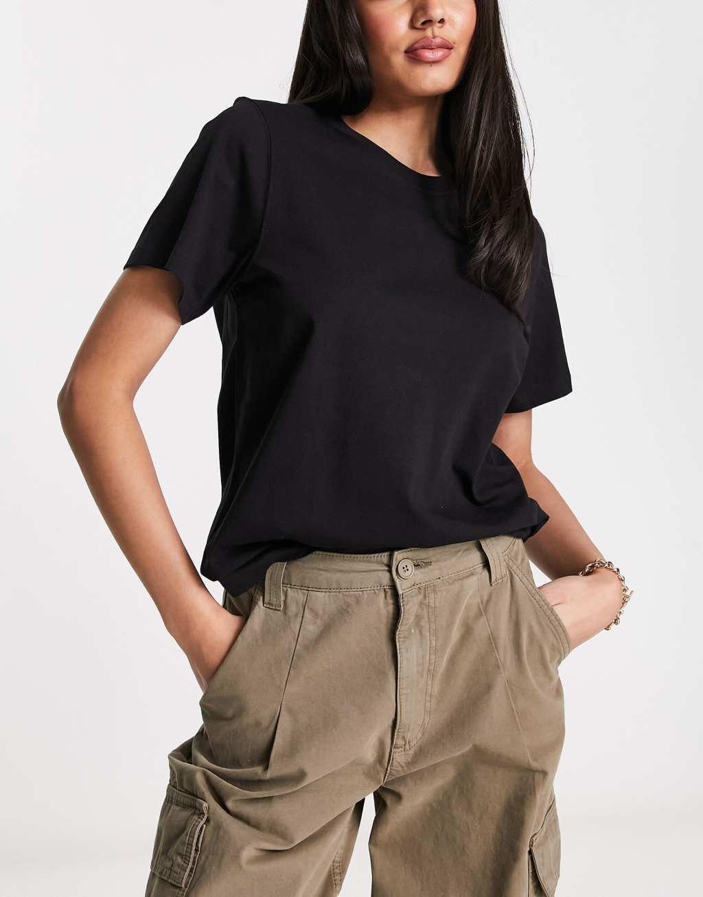 Weekday Essence standard 2 pack t-shirt Product Image