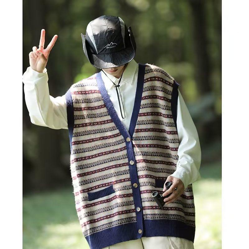 V-Neck Patterned Contrast Trim Button-Up Sweater Vest Product Image
