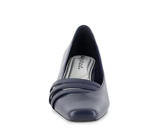 Easy Street Entice Womens Suede Pumps Product Image