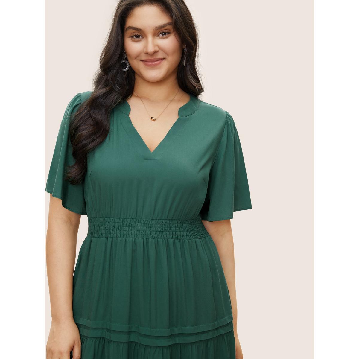 Plus Size Plain Shirred Notched Pocket Pleated Dress Green Women Resort Non Notched collar Short sleeve Curvy Midi Dress BloomChic 10/M Product Image