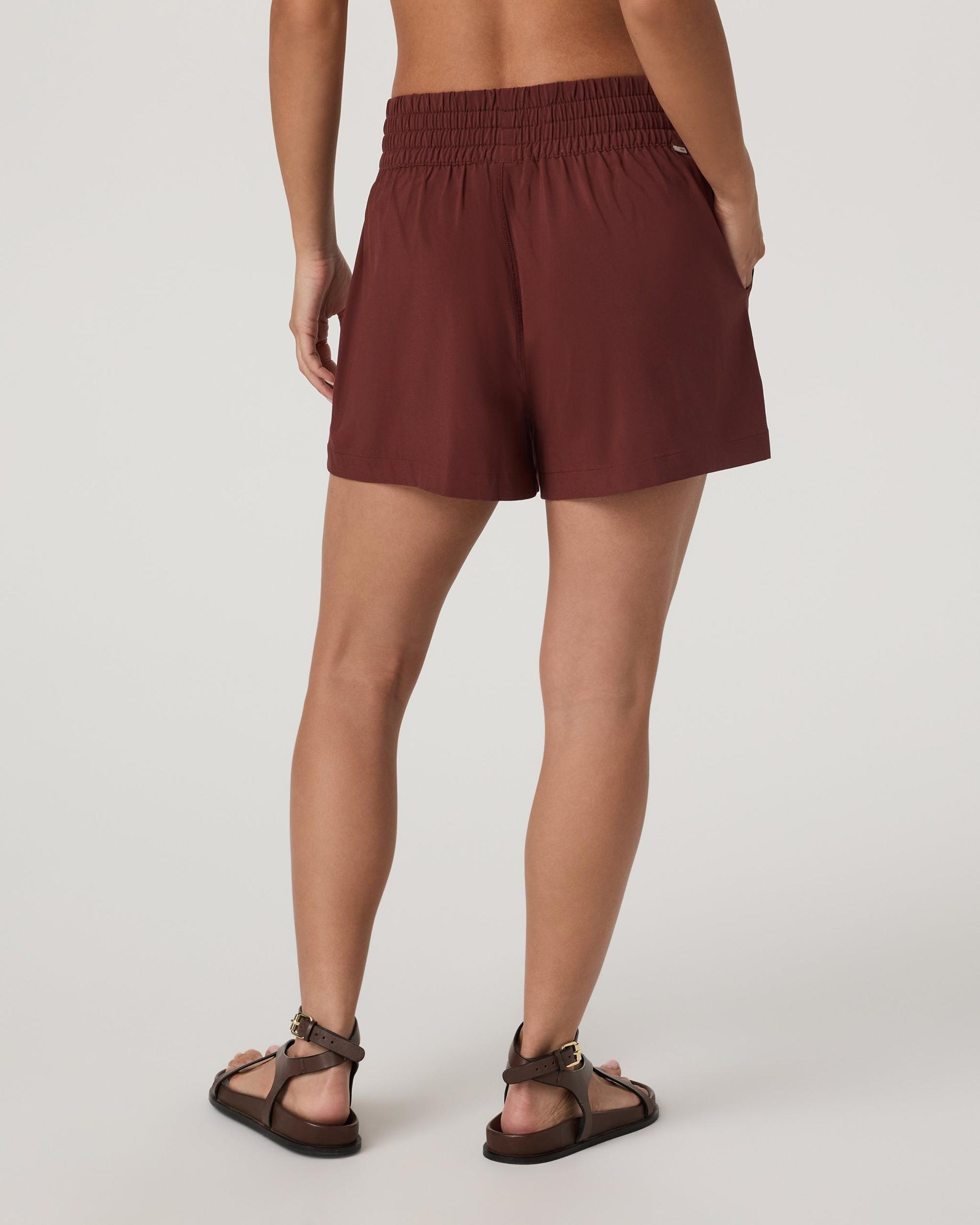 Villa Short Product Image