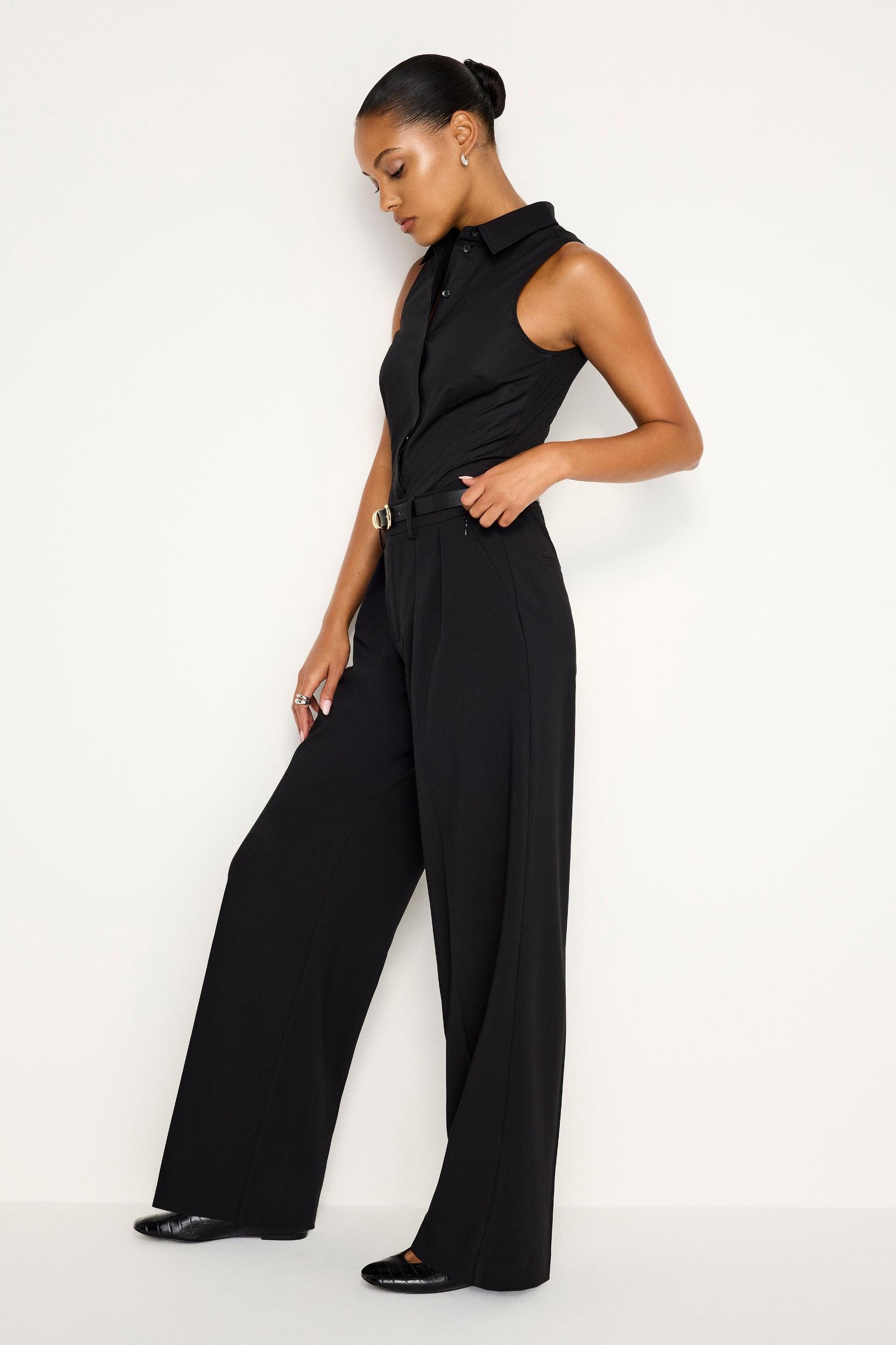 ESSENTIAL SUITING PLEATED TROUSERS | BLACK001 Product Image