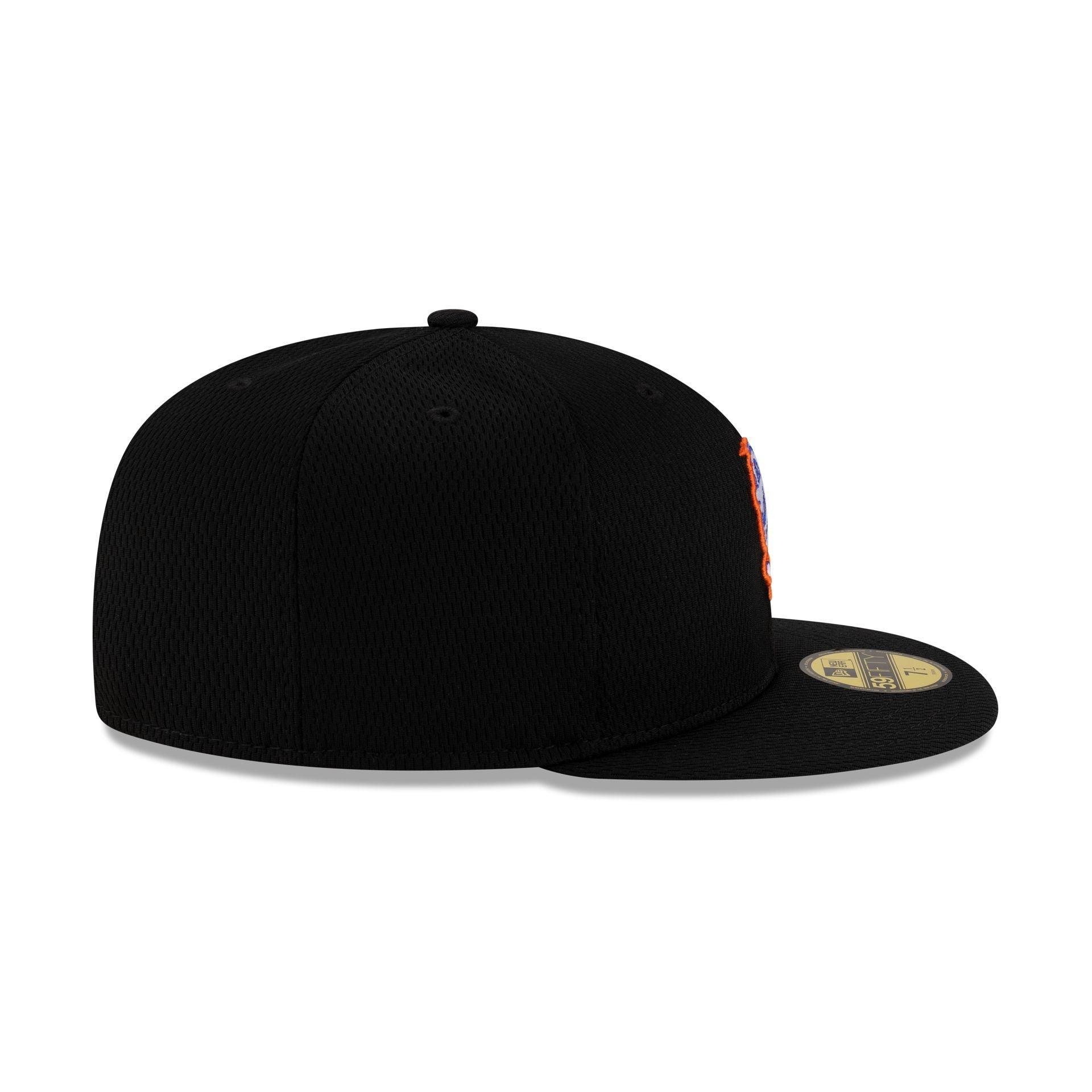 Milwaukee Brewers 2025 Clubhouse Alt Black 59FIFTY Fitted Hat Male Product Image