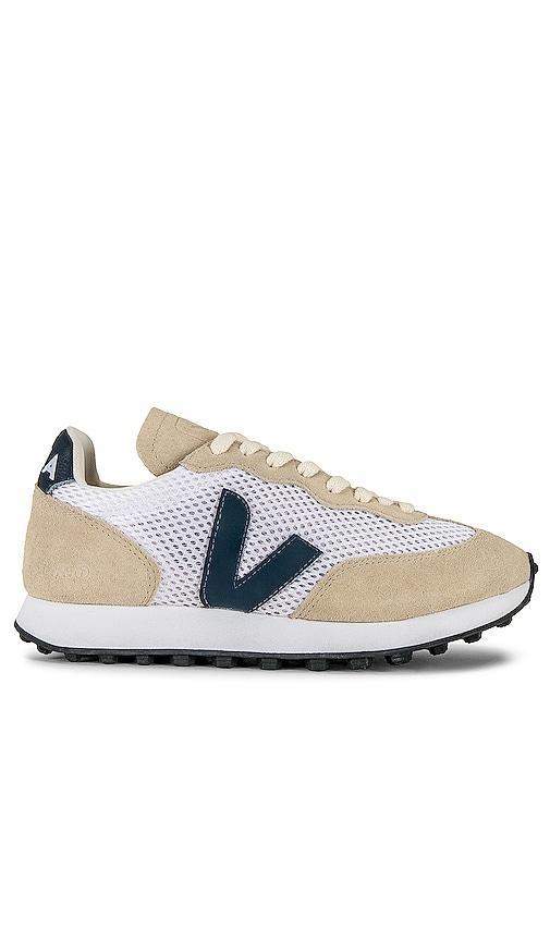 Rio Branco Light Sneaker Veja Product Image