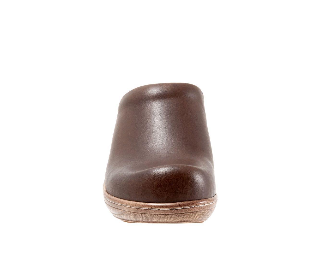 Women's Softwalk Madison Clogs Product Image