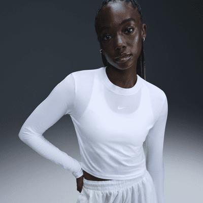 Nike Sportswear Chill Knit Women's Slim Long-Sleeve Cropped Top Product Image