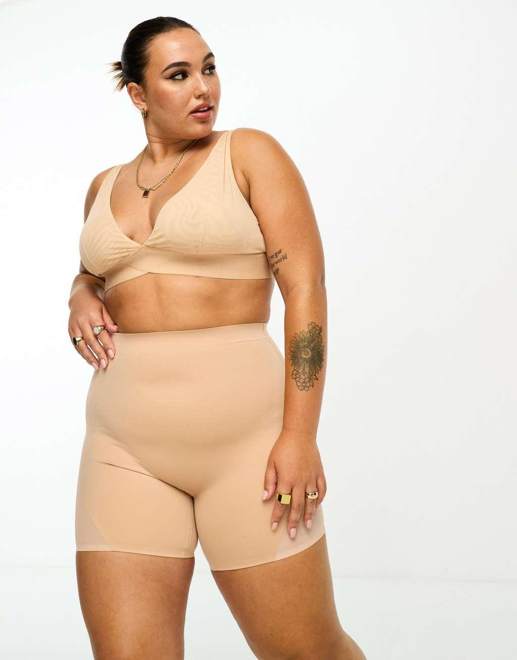 ASOS DESIGN Curve Contouring medium control short with mesh Product Image