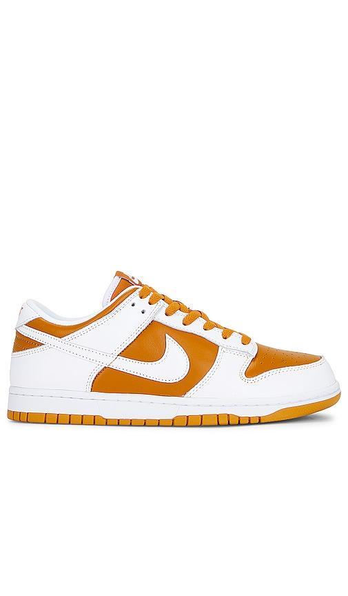 Dunk Low Product Image