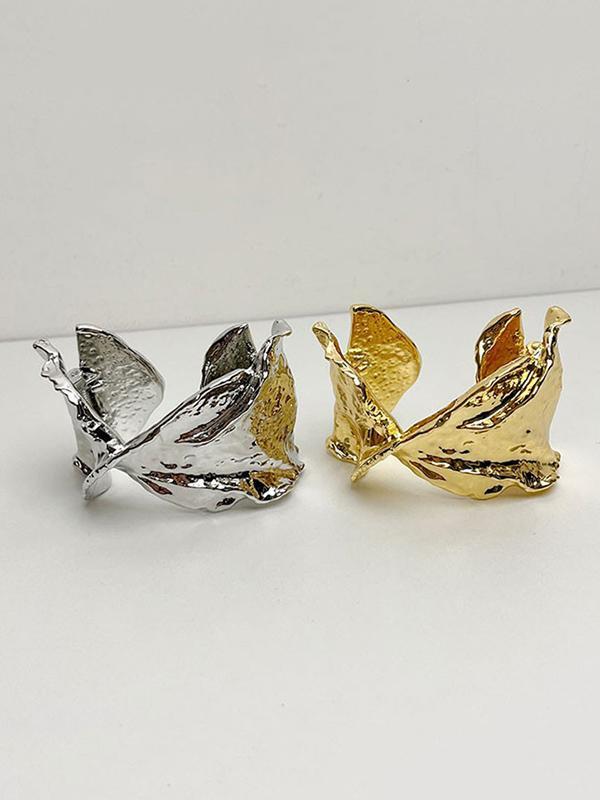 Pleated Shiny Bracelet Accessories Product Image