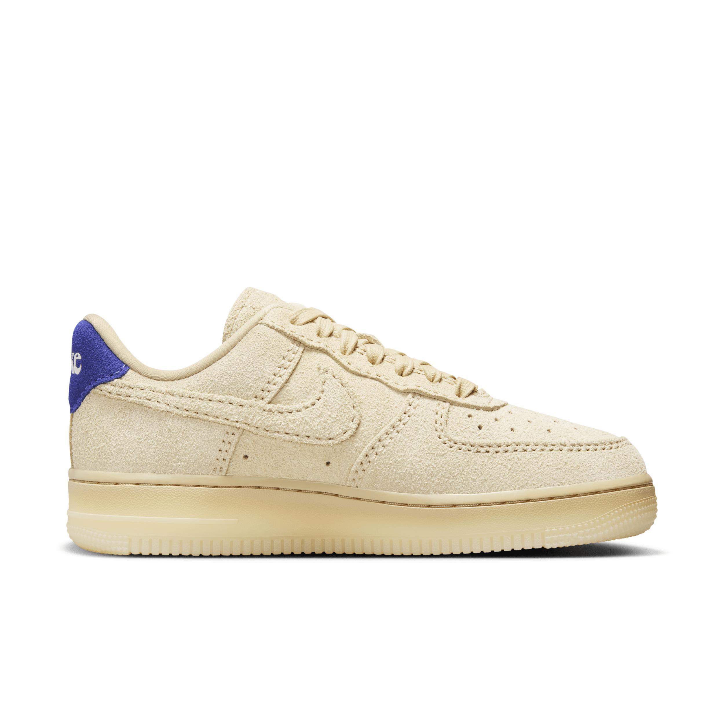 Nike Womens Air Force 1 07 LX Shoes Product Image