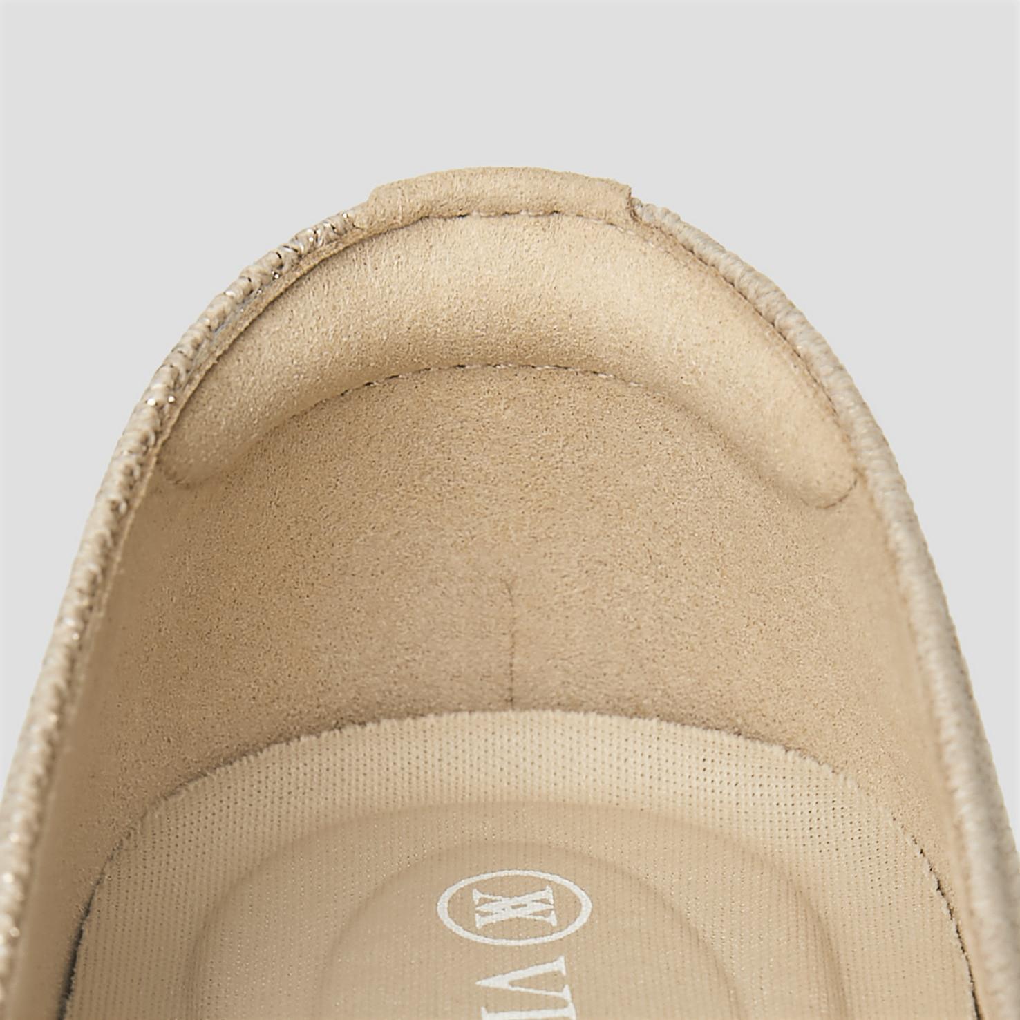 Pointed-Toe V-Cut Flats Product Image