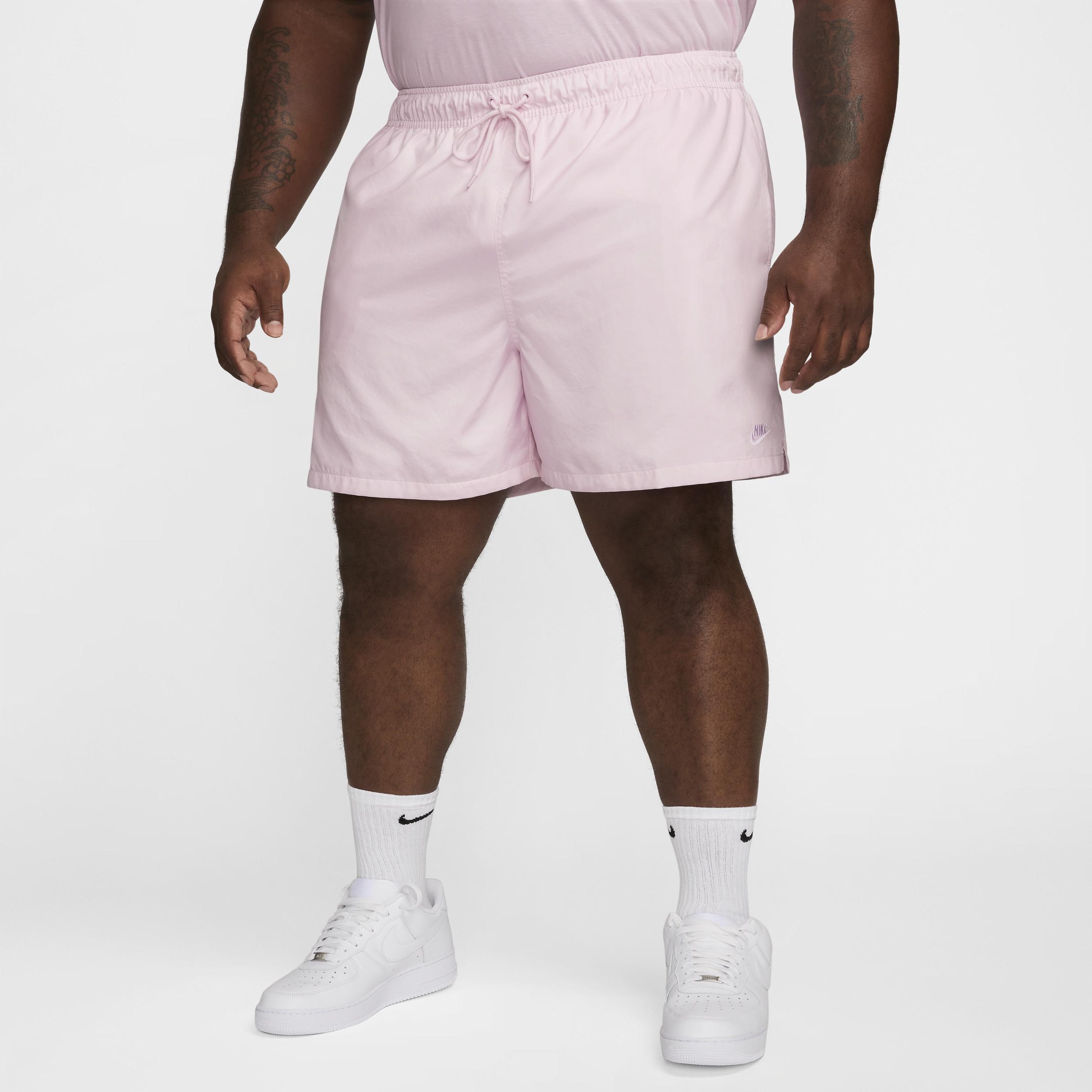 Nike Men's Club Woven Flow Shorts Product Image