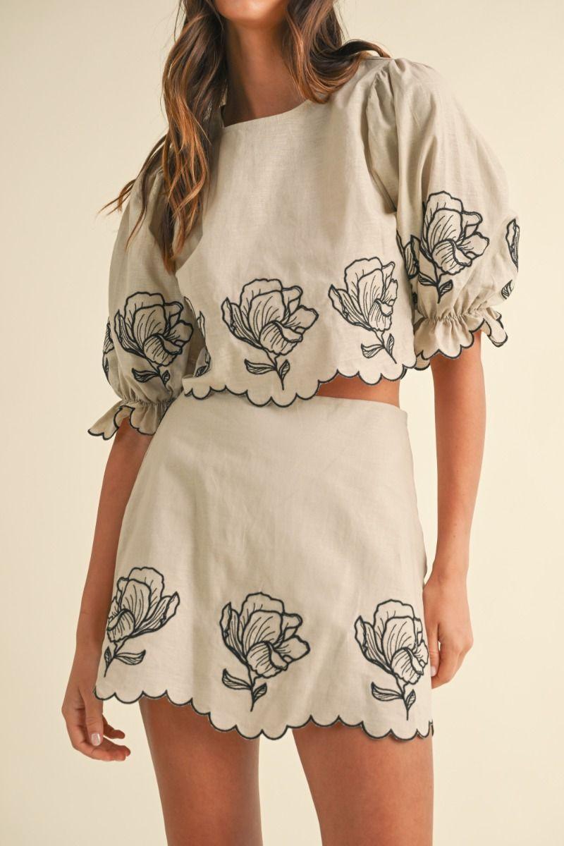 Embroidered Mini Set Product Image