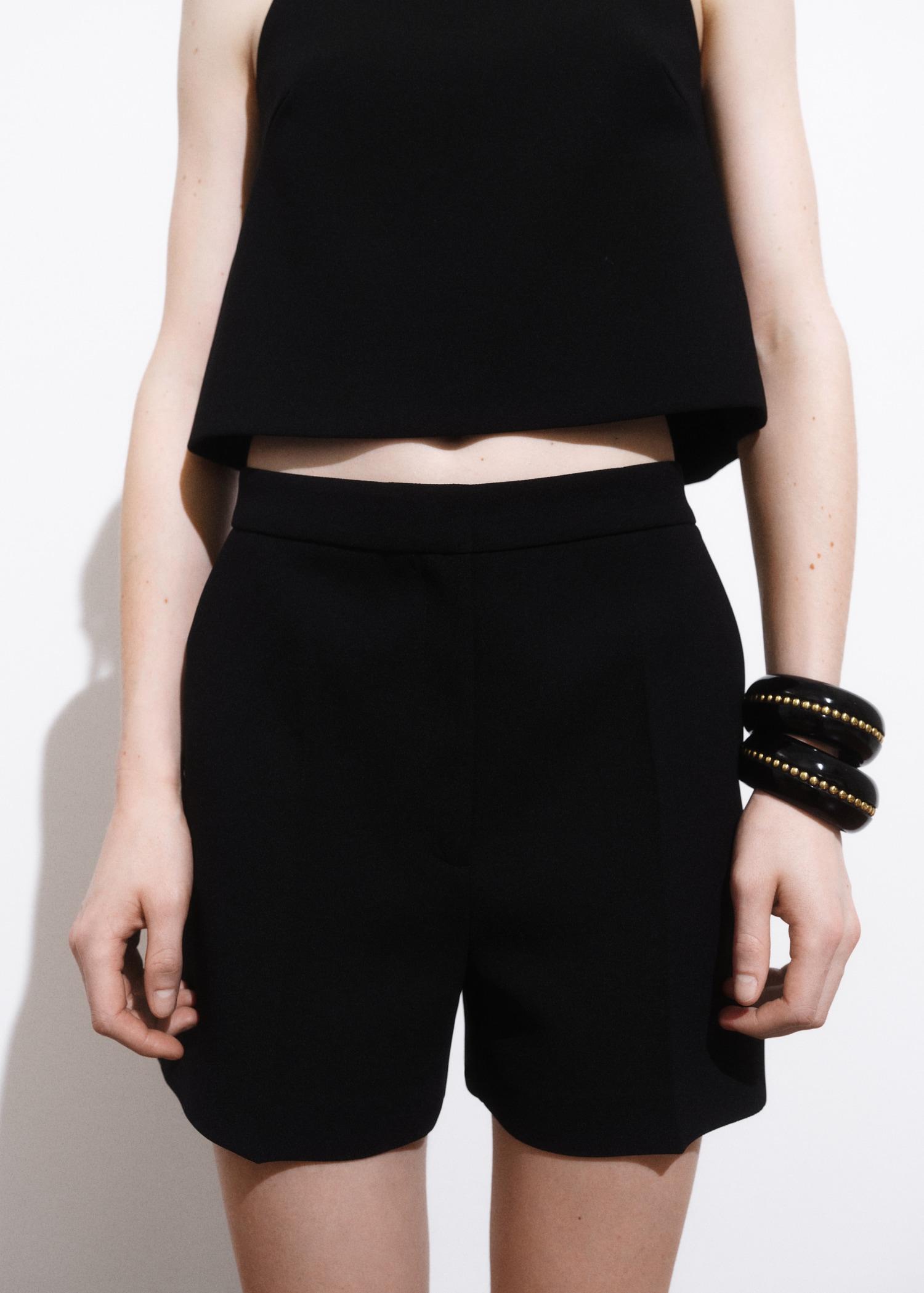 Straight mid-rise shorts - Women | MANGO USA Product Image