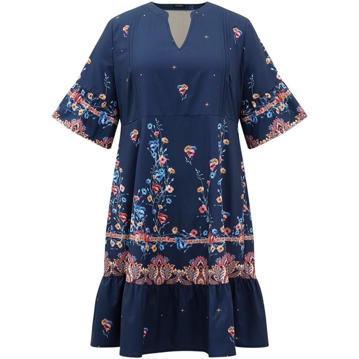 Plus Size Star & Bandana Print Notched Ruffle Dress DarkBlue Women Vacation Gathered Notched collar Half Sleeve Curvy Midi Dress BloomChic 14-16/1X Product Image