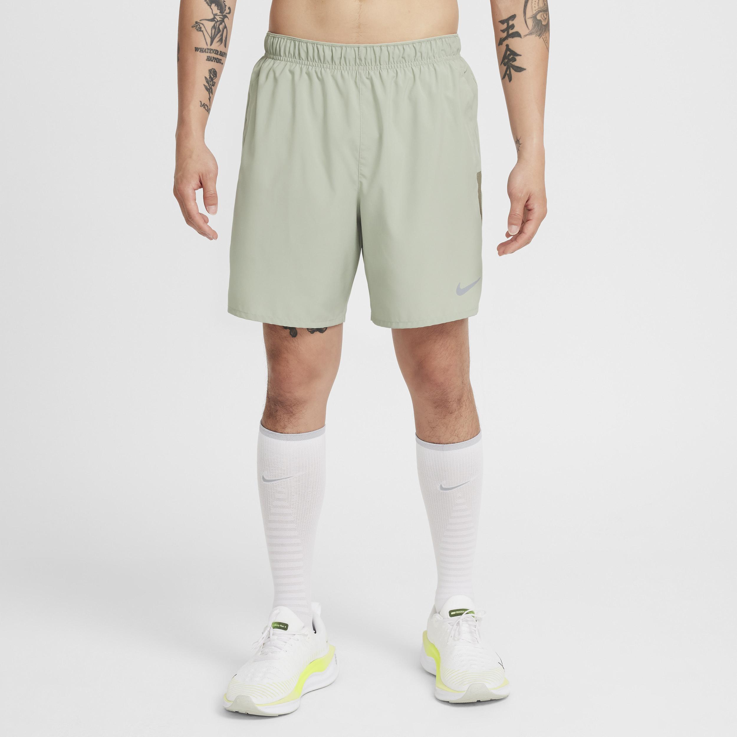 Nike Men's Challenger Dri-FIT 7" Brief-Lined Running Shorts Product Image