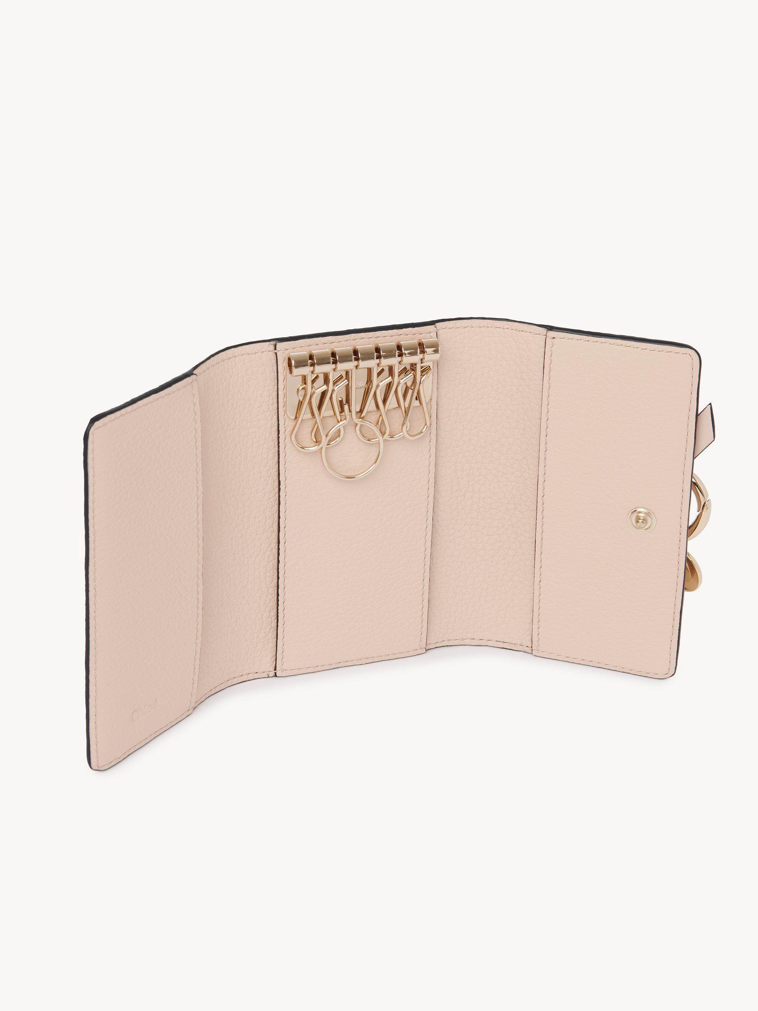 Alphabet key case in grained leather Product Image