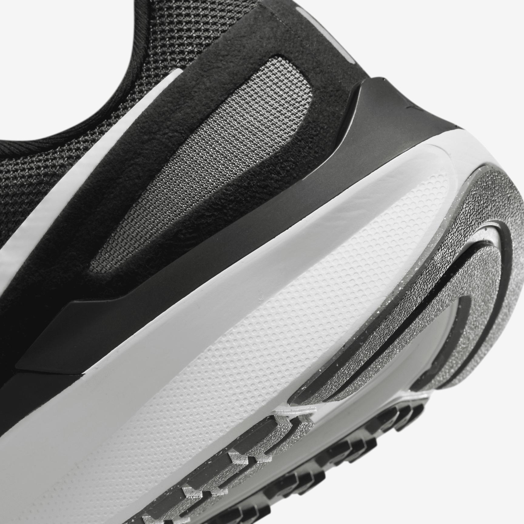 Nike Structure 25 Men's Road Running Shoes Product Image