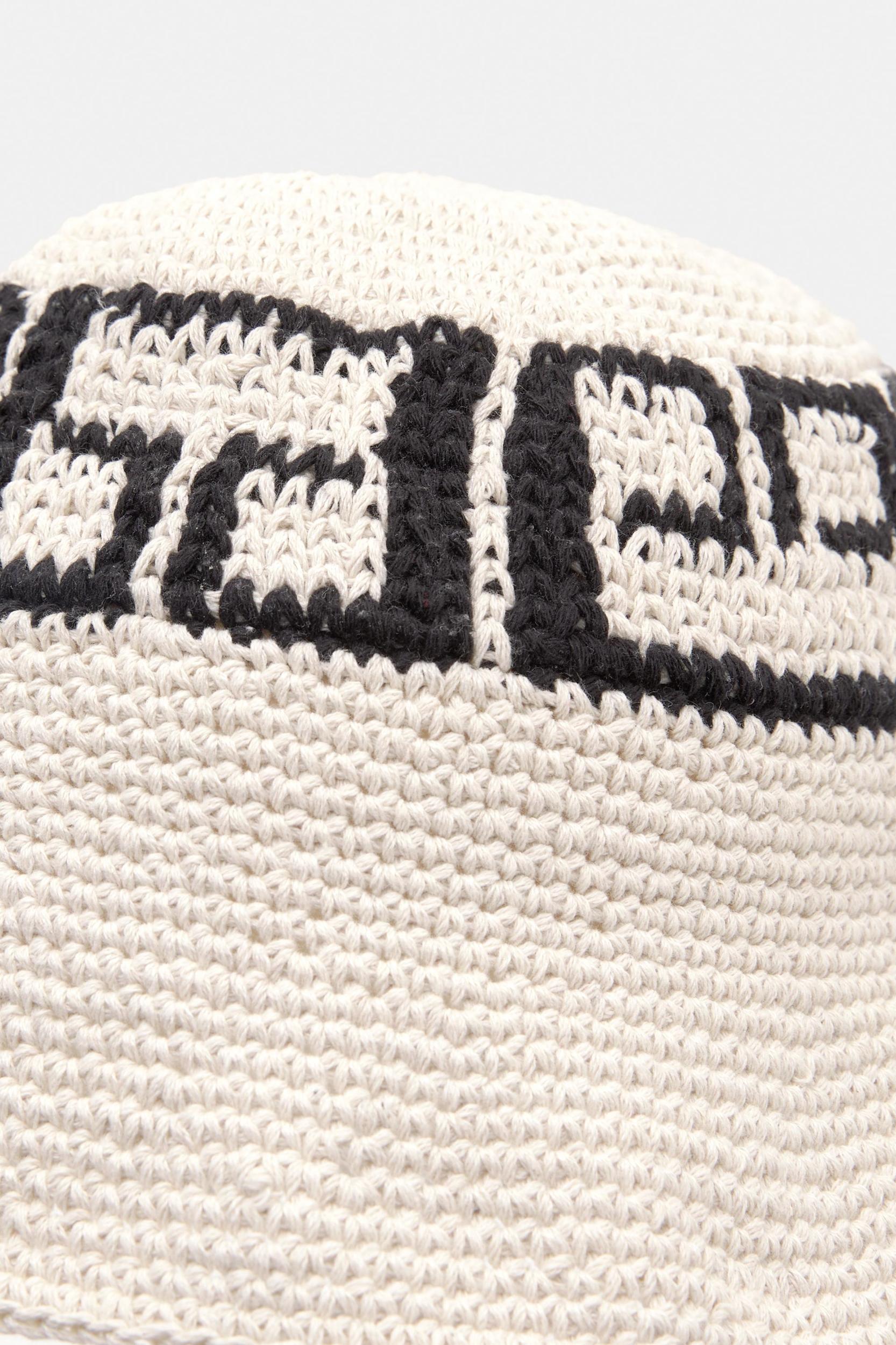 Crochet bucket hat Product Image
