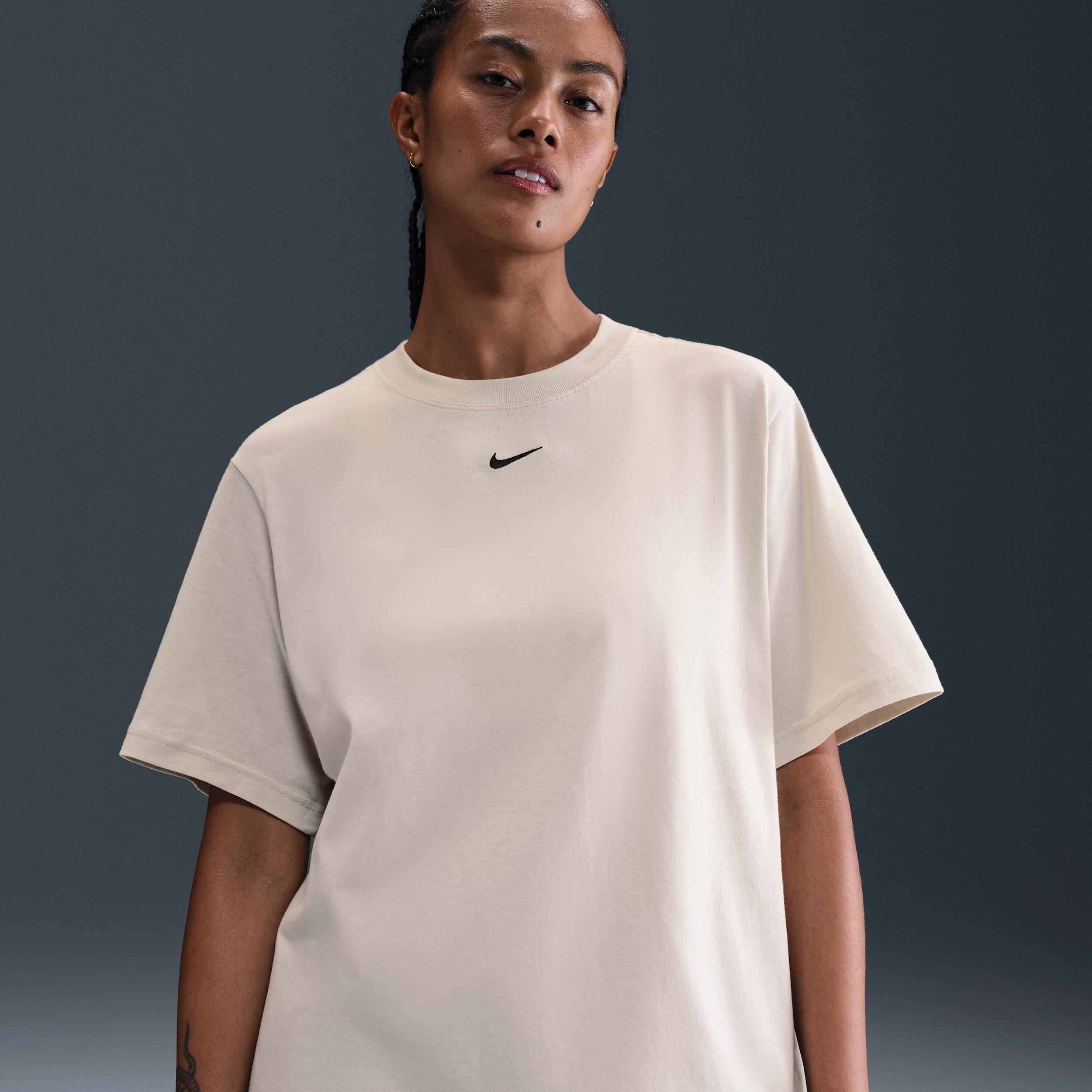 Women's Nike Sportswear Essential T-Shirt Product Image