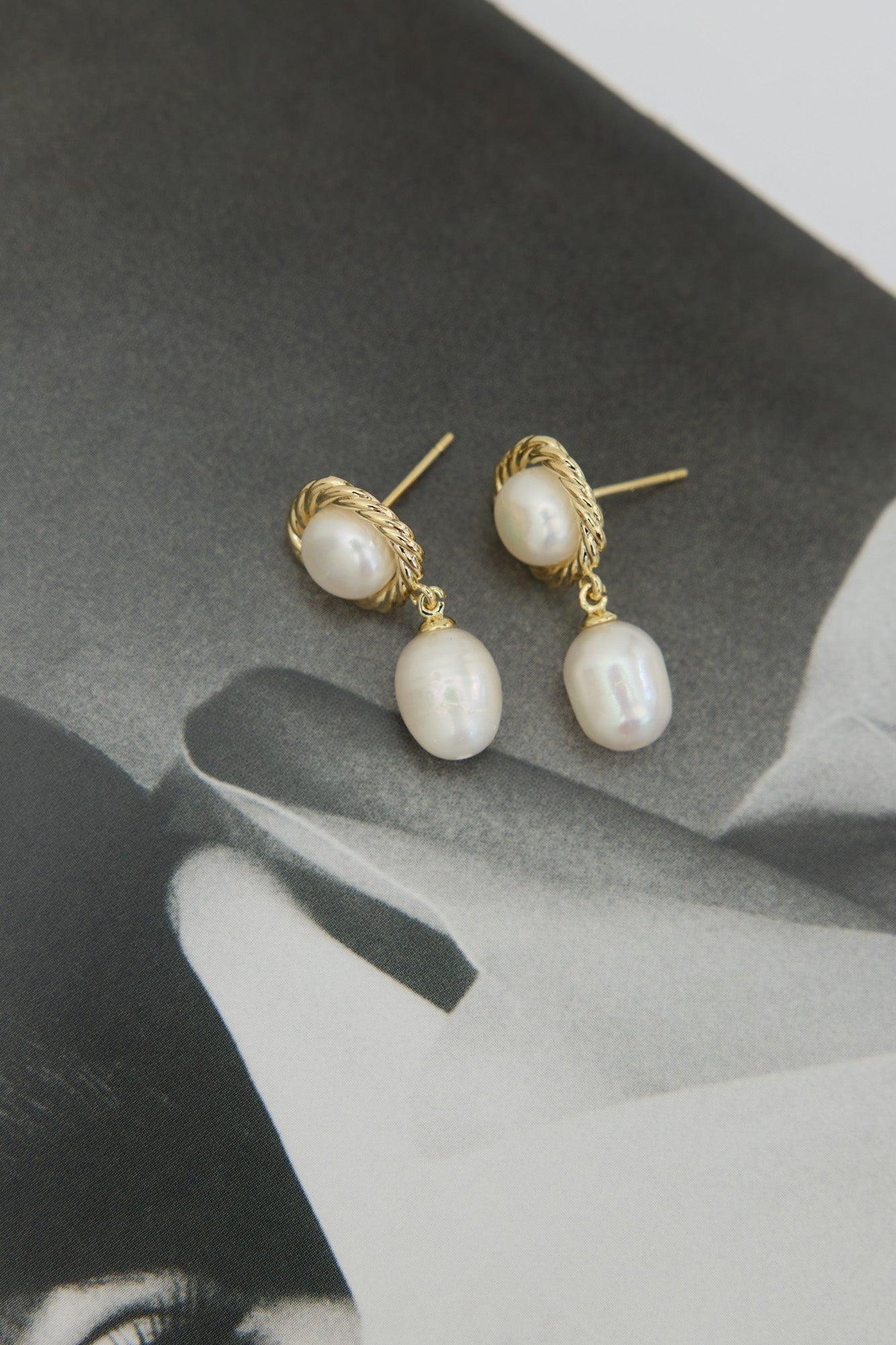 Money Honey Earrings Gold Product Image