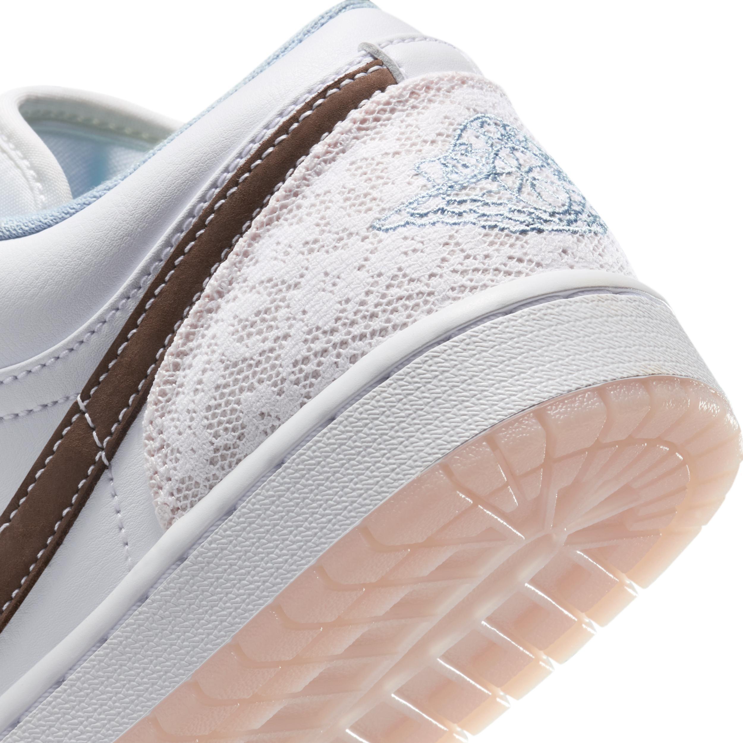 Women's Air Jordan 1 Low Shoes Product Image