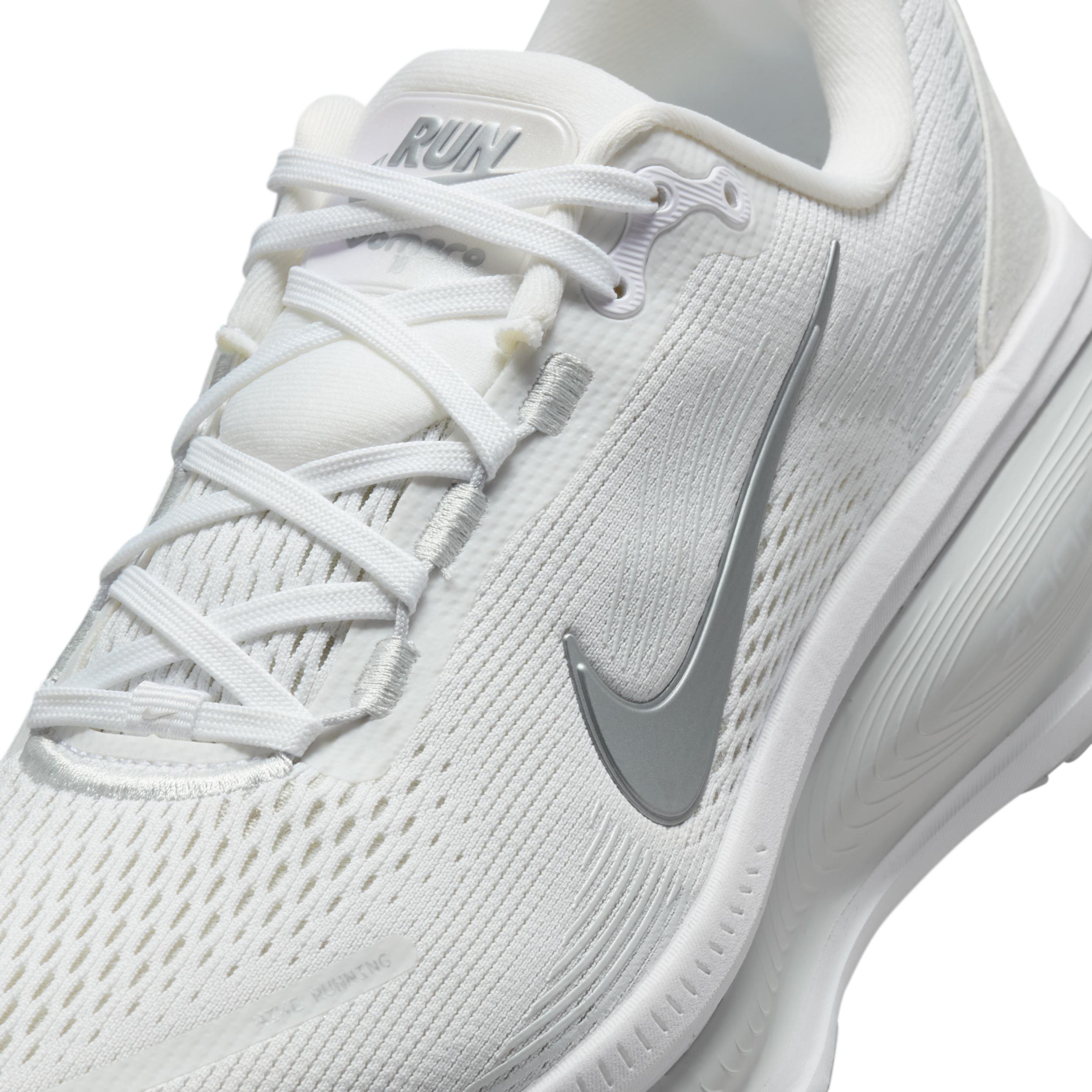 Nike Women's Vomero 18 Road Running Shoes Product Image