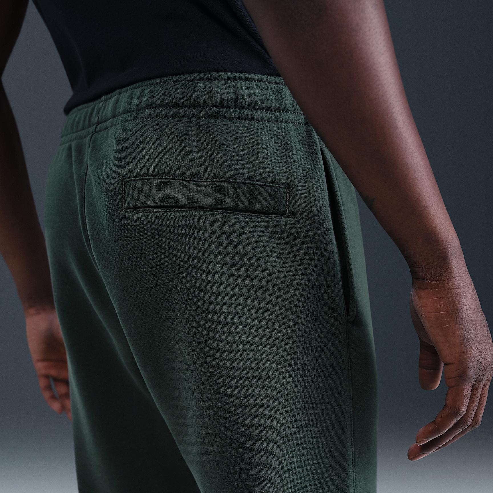 Chelsea FC Club Men's Nike Soccer Joggers Product Image