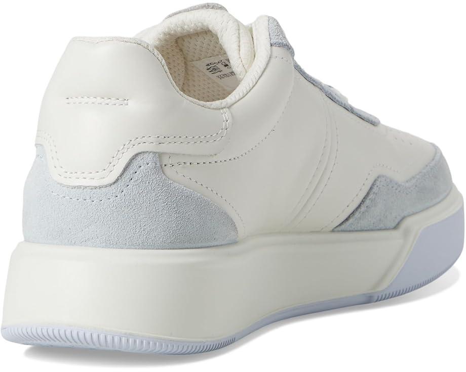 Soft 7 Easy Slip Sneaker Product Image