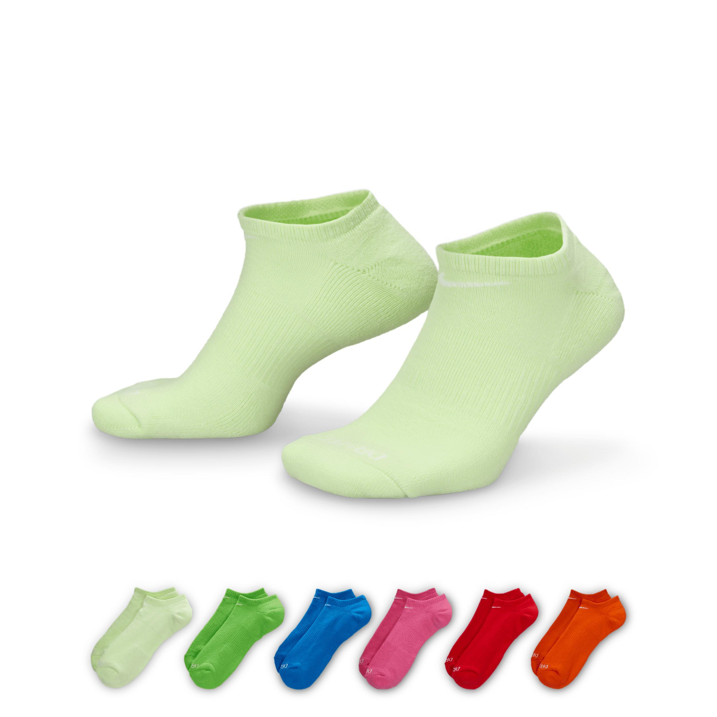 Nike Everyday Plus Cushioned Training No-Show Socks (6 Pairs) Product Image