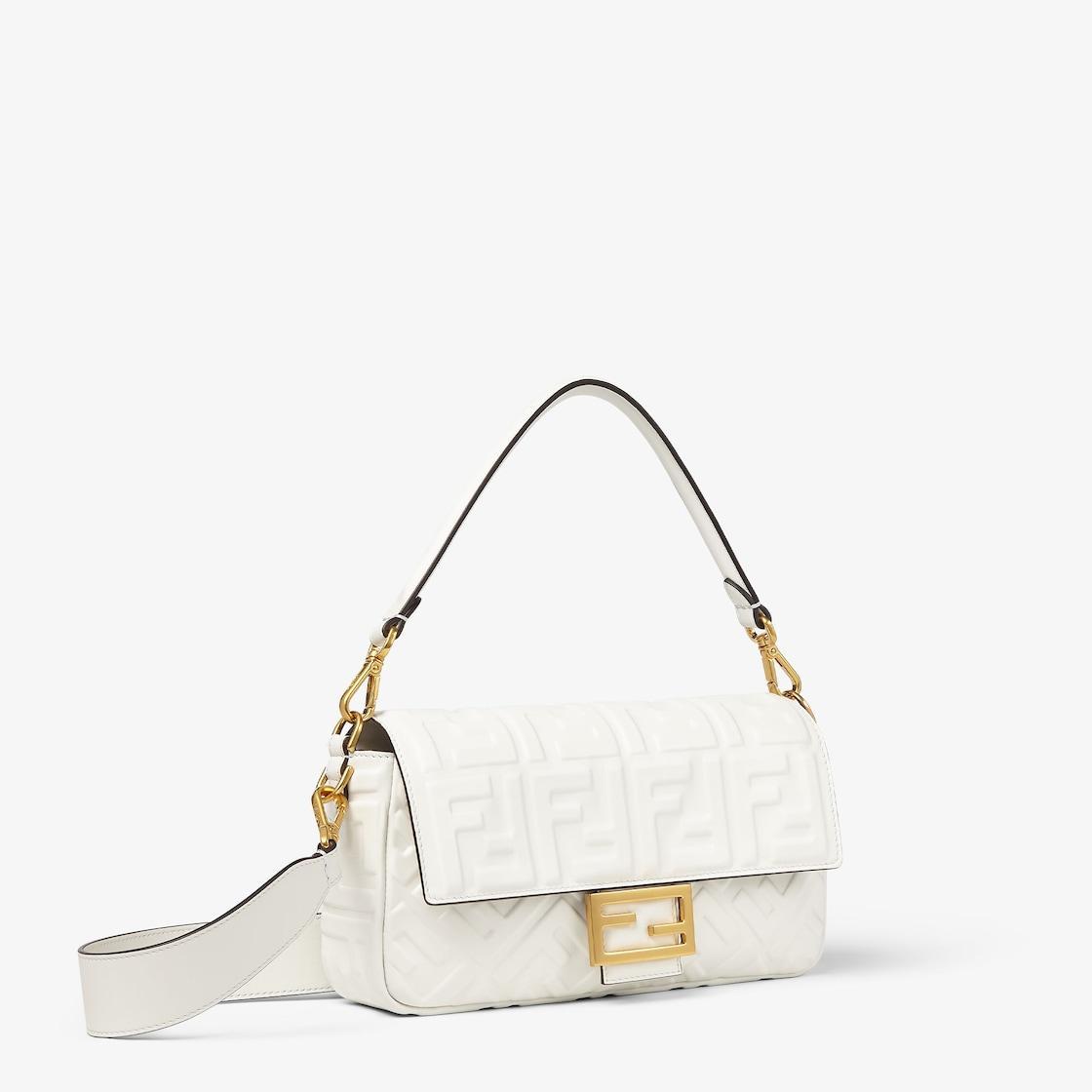 BaguetteWhite leather bag Product Image