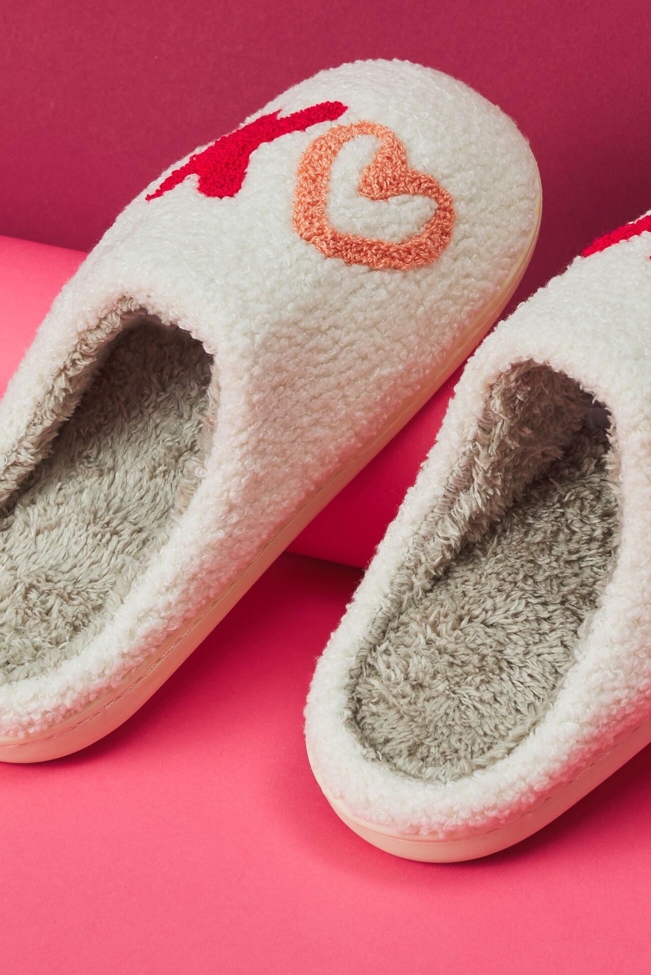 Xoxo Slippers Product Image