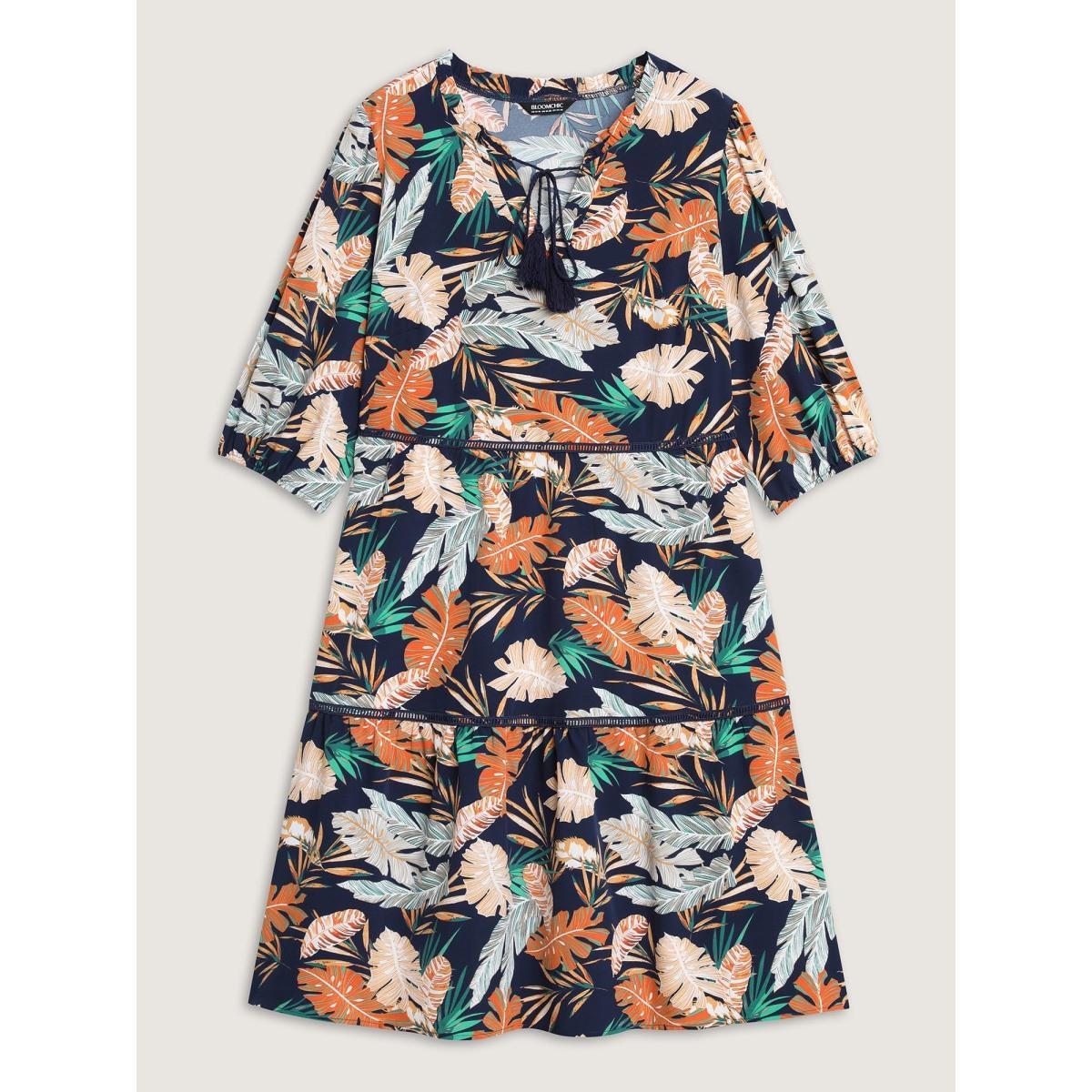 Plus Size Tropical Leaf Print Lace Stretchy Midi Dress Indigo Women Flat collar with V-notch Elbow-length sleeve Curvy BloomChic 12/L Product Image