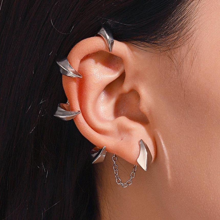 Fang Alloy Crawler Earring Product Image