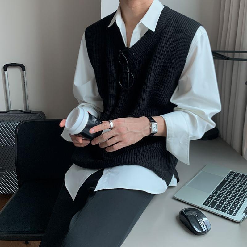V-Neck Sweater Vest Product Image