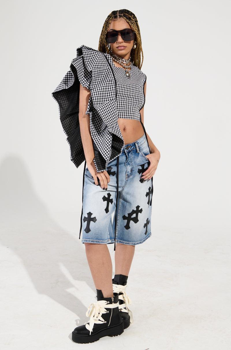 EASY ME GINGHAM BLOUSE Product Image
