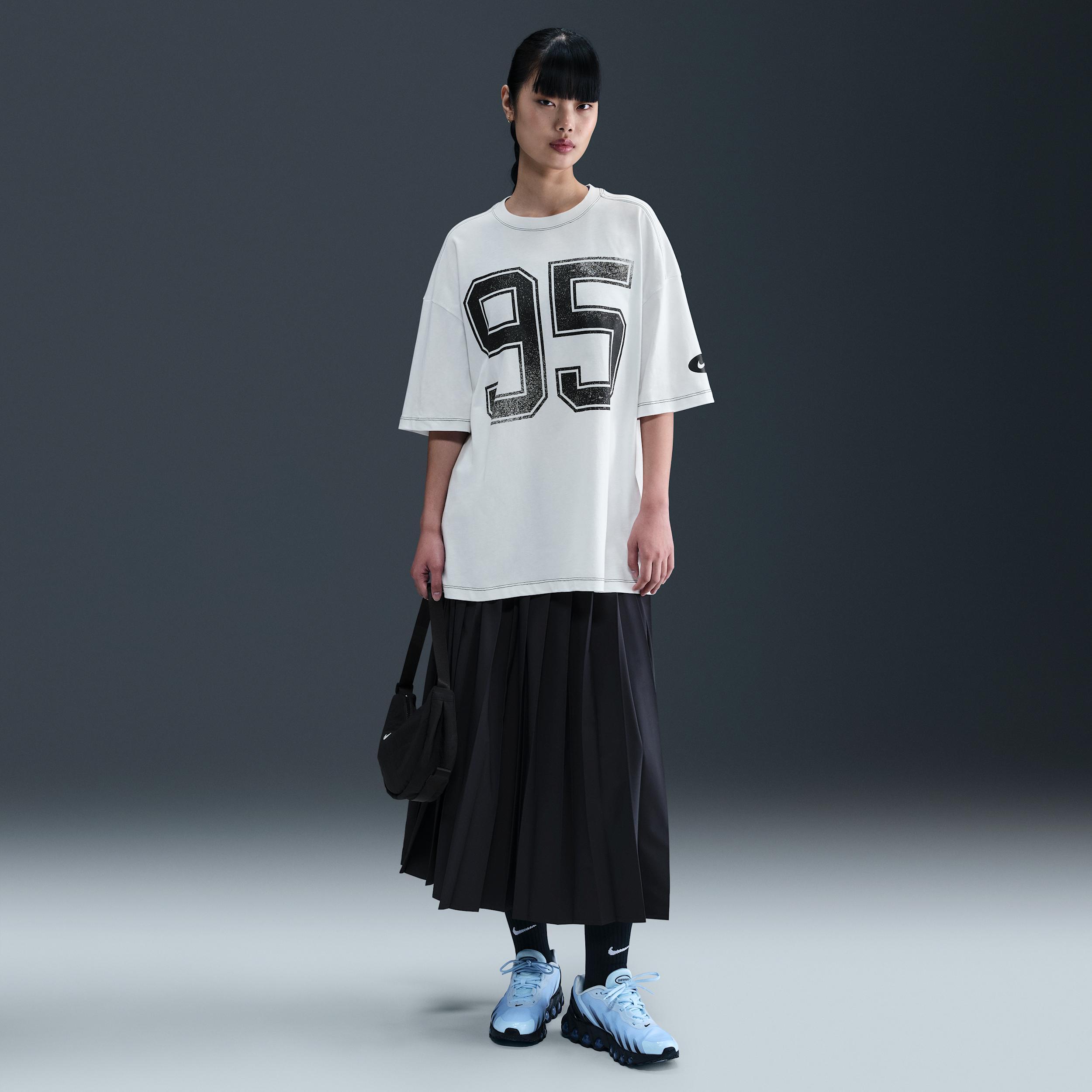 Women's Nike Sportswear Short-Sleeve T-Shirt Product Image
