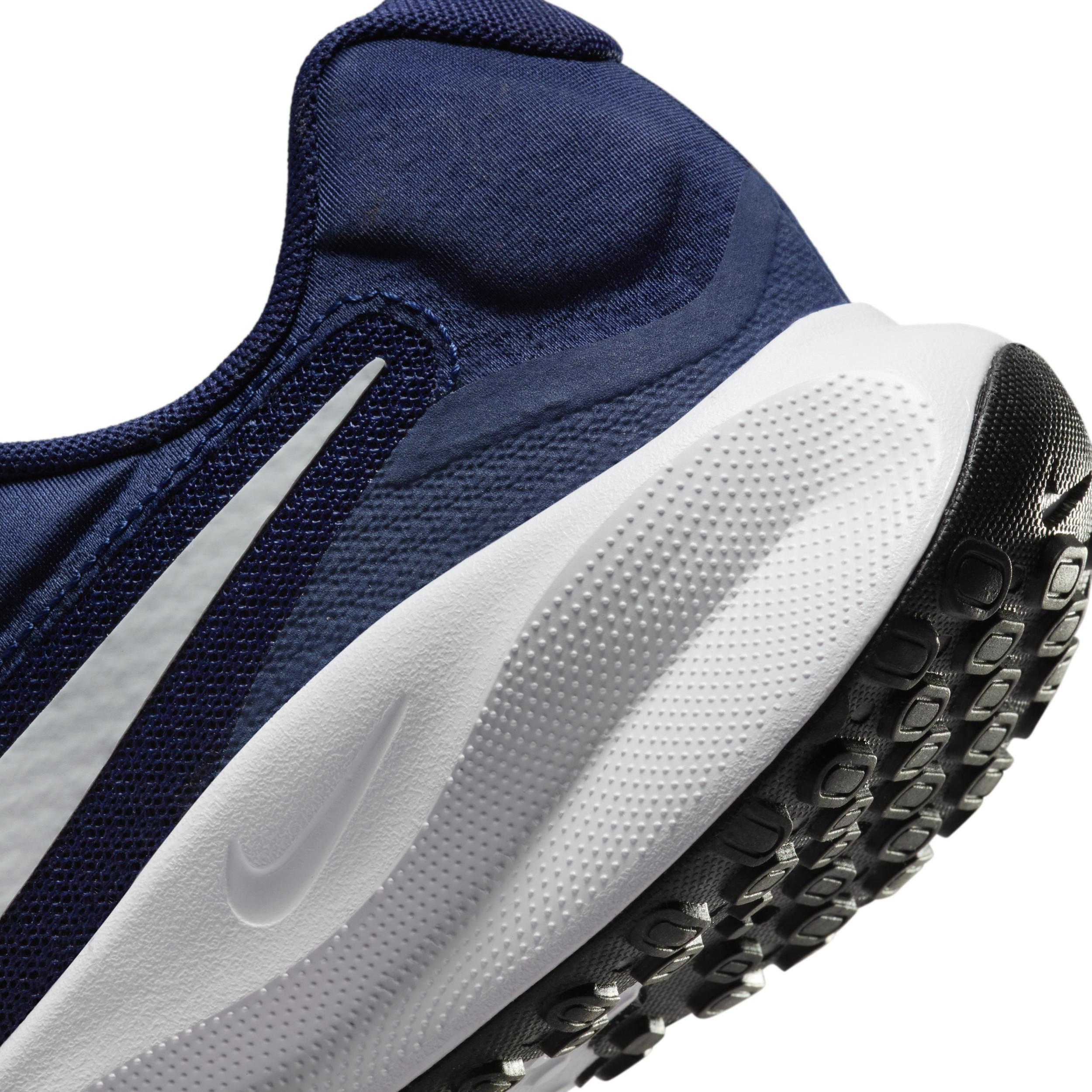 Nike Men's Revolution 7 Road Running Shoes Product Image