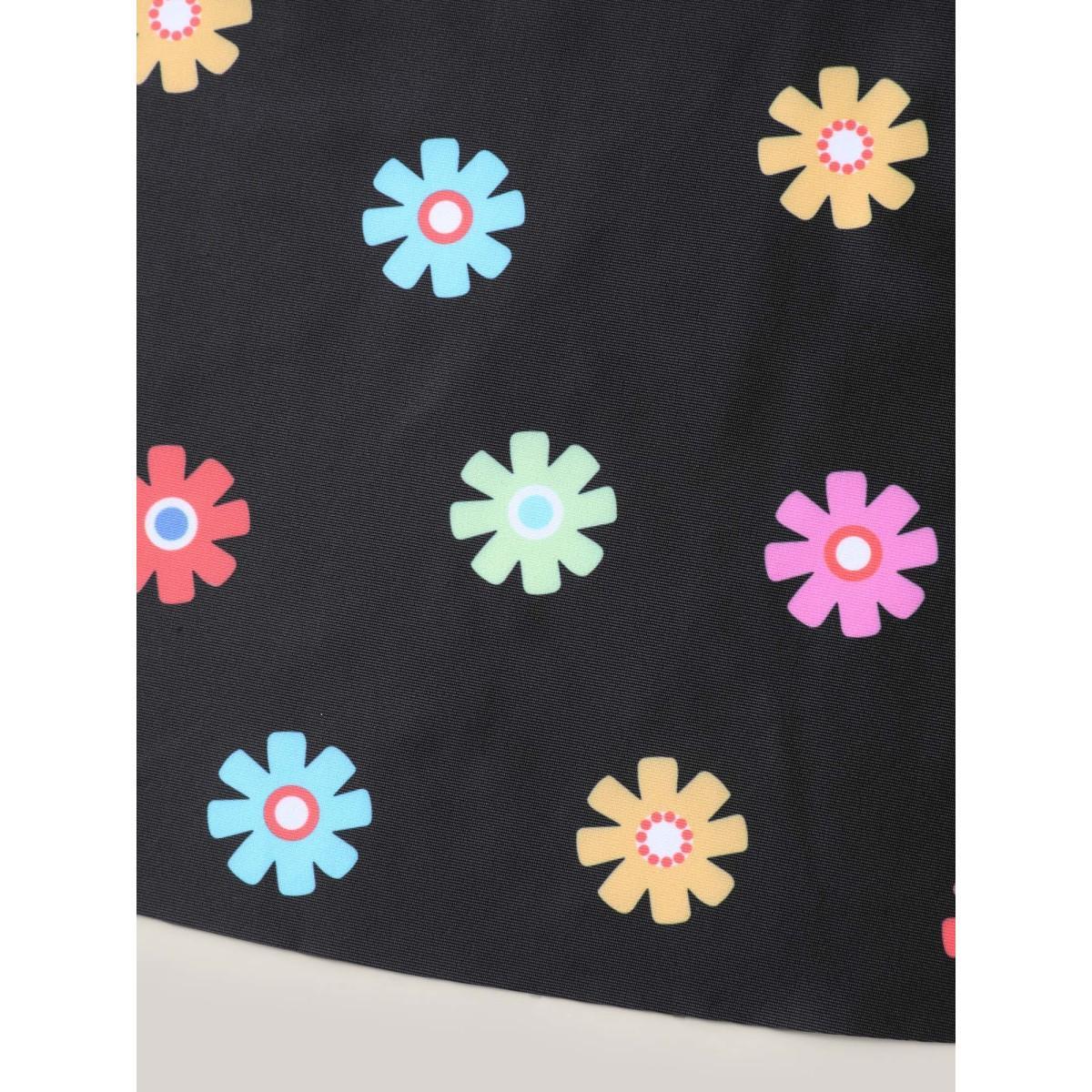 Plus Size Multi-Color Floral Pattern Flared Swim Top Women's Swimwear Black Beach Gathered High stretch Bodycon Heart neckline Curve Swim Tops BloomChic 14-16/1X Product Image