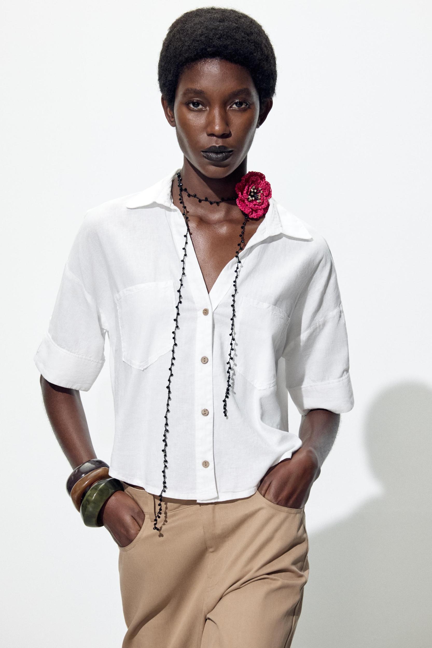 RAFFIA FLOWER NECKLACE Product Image
