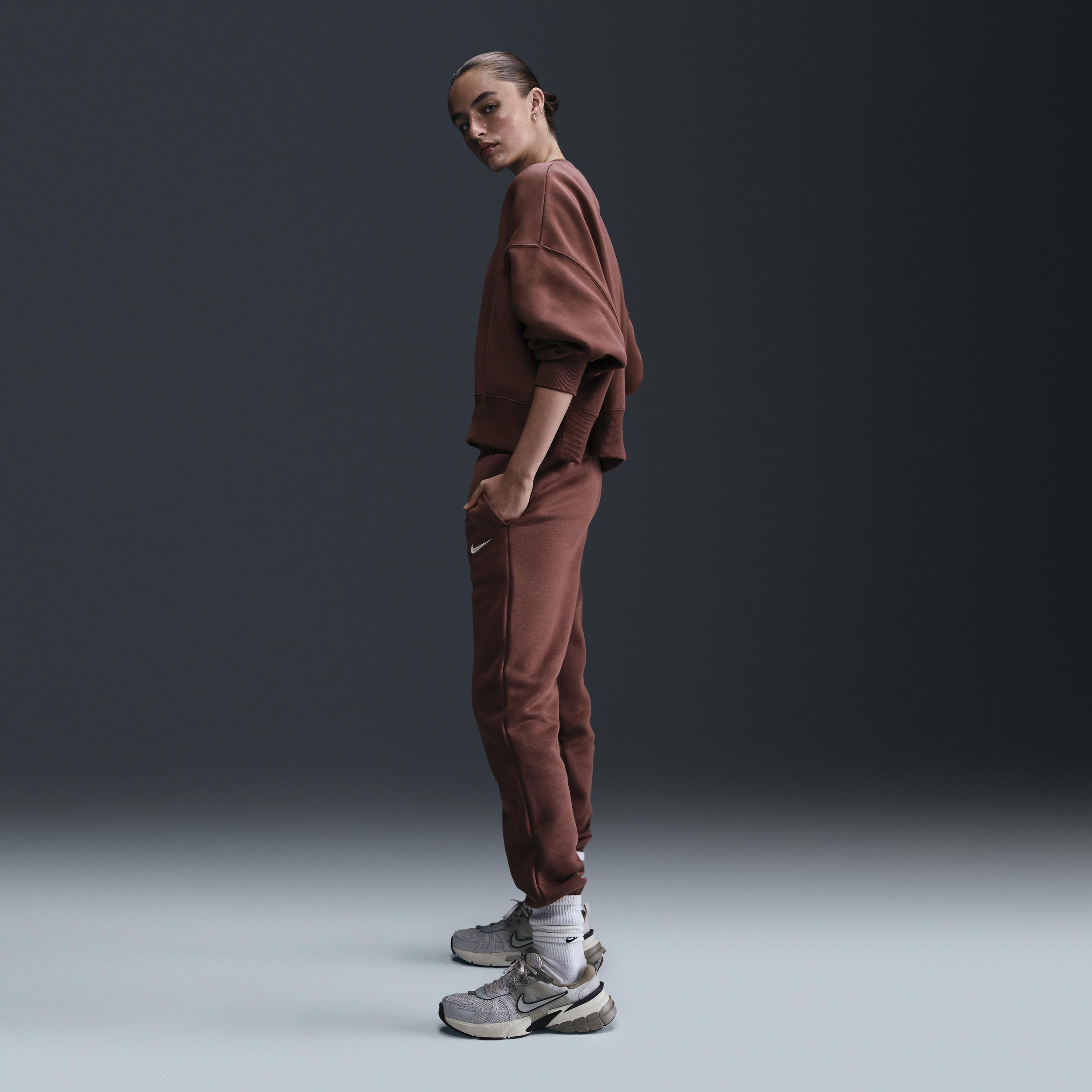 Nike Womens Sportswear Phoenix Fleece Mid-Rise Jogger Sweatpants Product Image