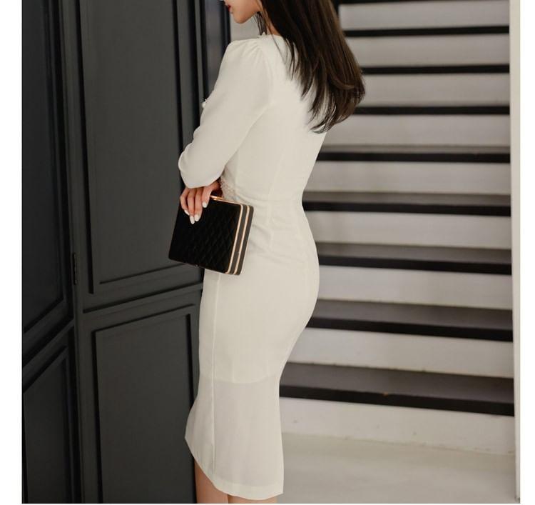 3/4-Sleeve V-Neck Fringed Sheath Dress Product Image