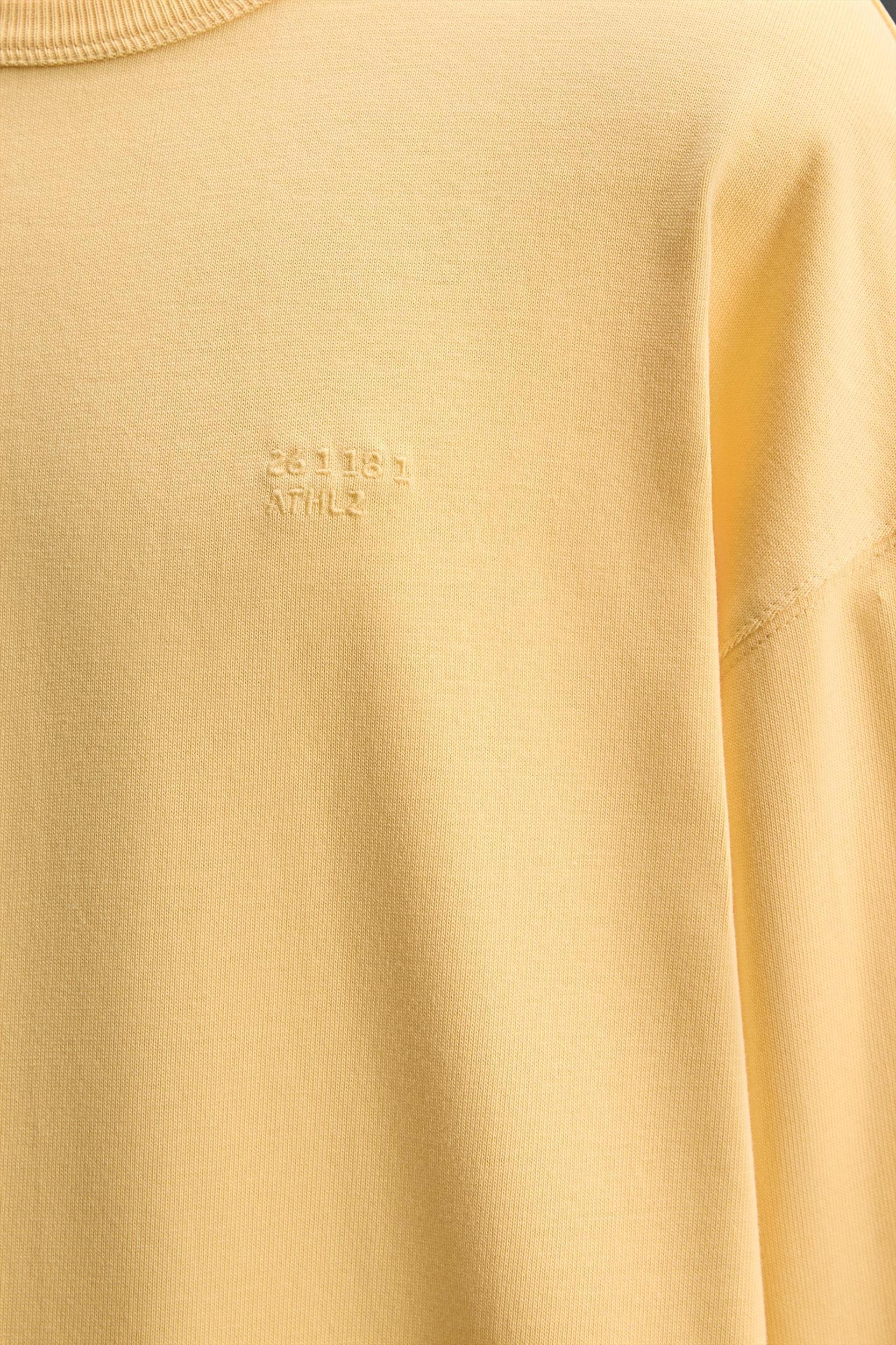 Relaxed fit T-shirt. Round neck and long sleeves with ribbed cuffs. Matching tonal embroidery at front.<br/><br/>Zara Athleticz. Product Image