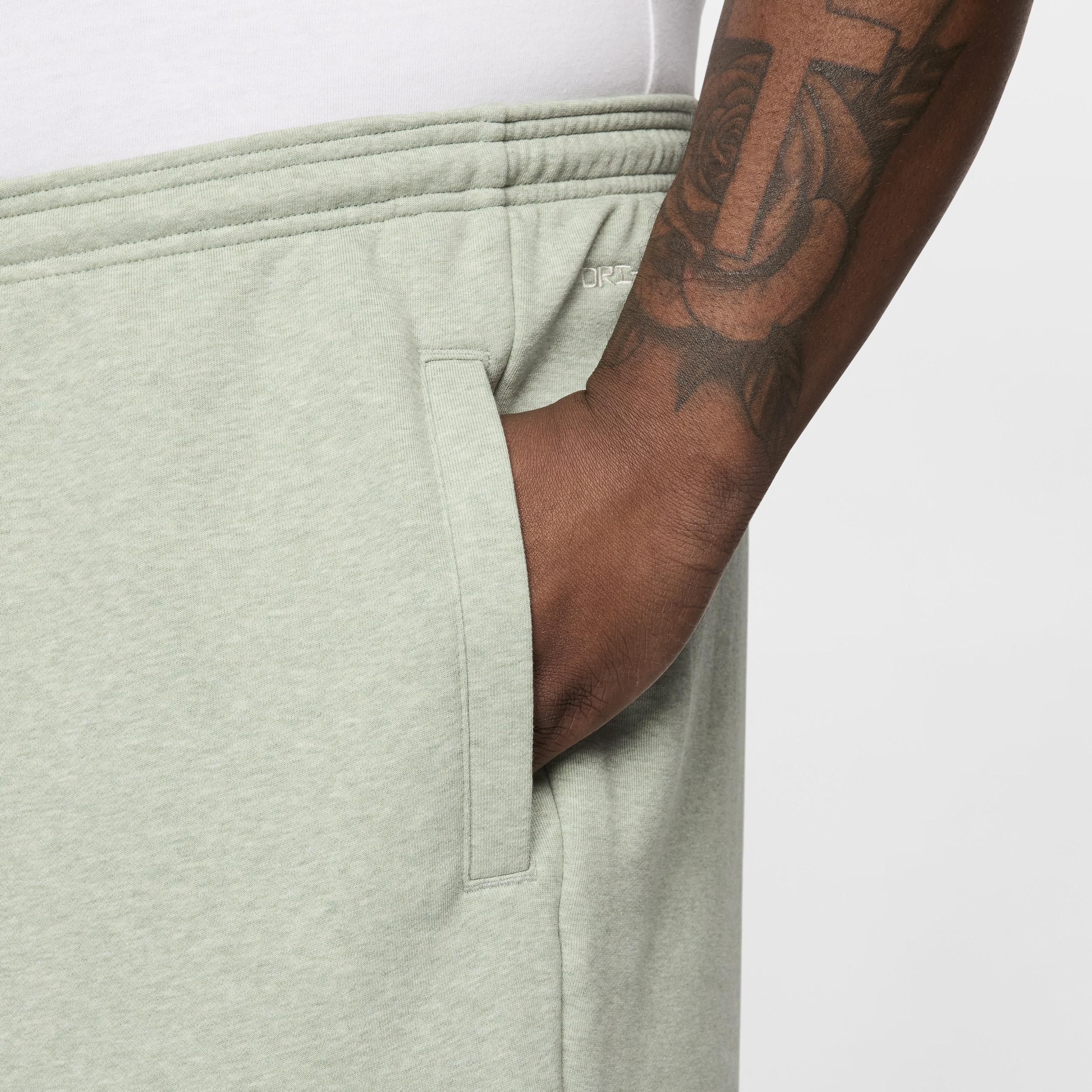 Nike Men's Standard Issue Dri-FIT Basketball Pants Product Image