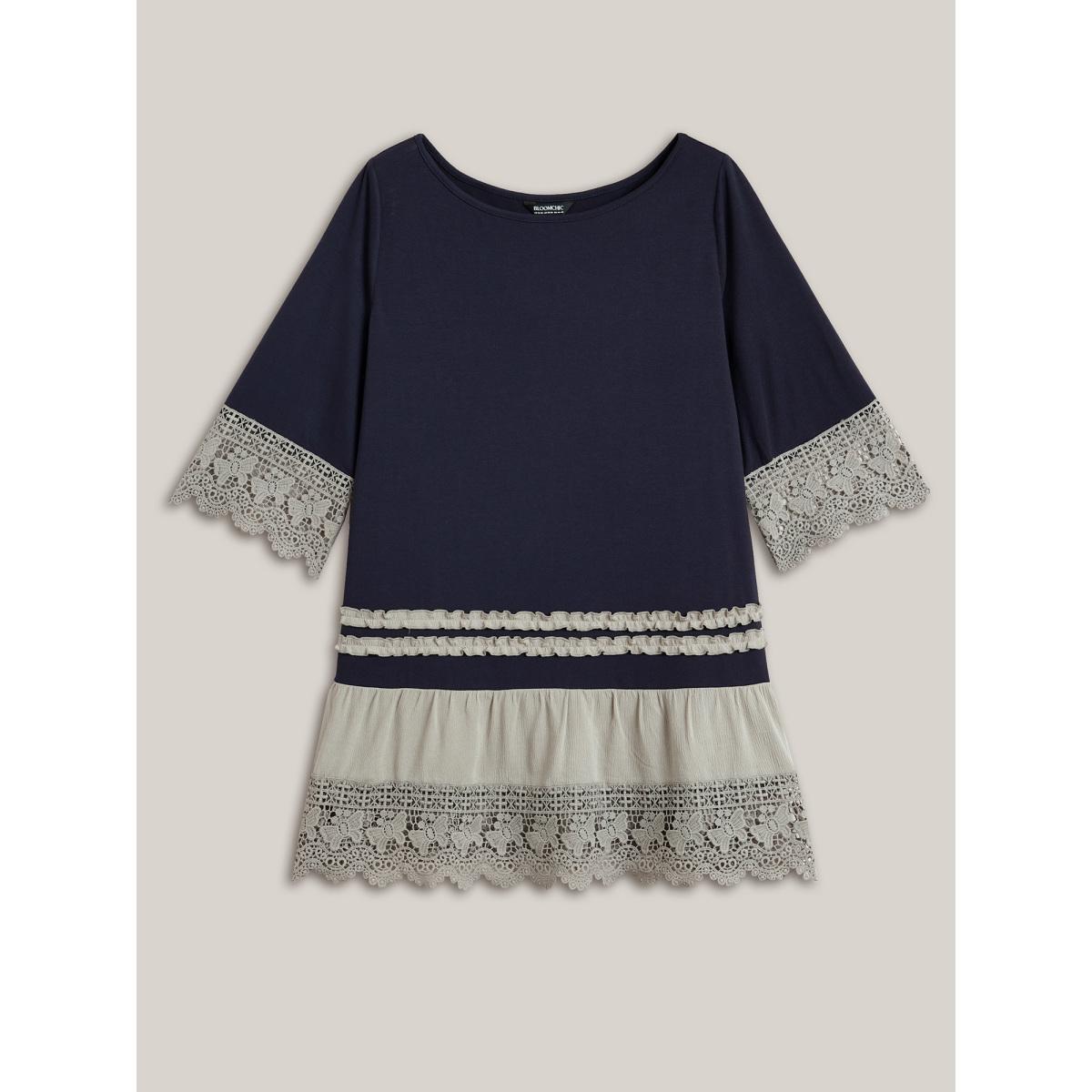 Plus Size Lace Panel Color Contrast Tunic T-Shirt Navy Women Elegant Woven ribbon&lace trim Boat Neck Loose Everyday T-shirts BloomChic 12/L Product Image