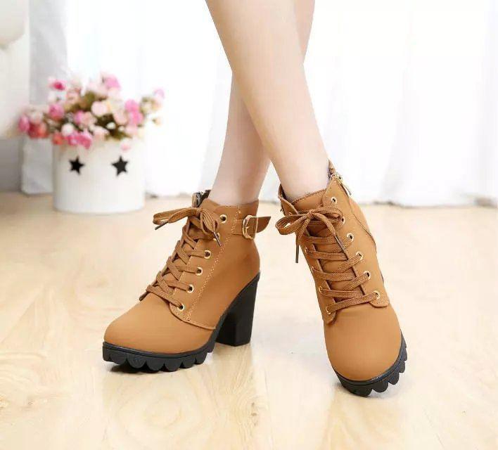 Lace-Up Chunky-Heel Ankle Boots Product Image