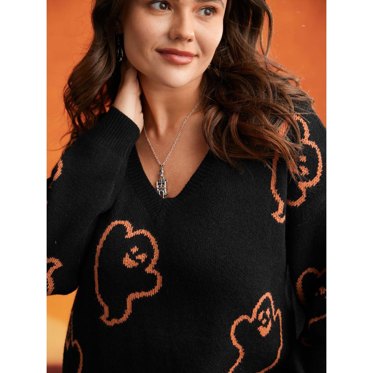 Plus Size Spooky Ghost Pattern V-Neck Pullover Black Women Casual Loose Long Sleeve V-neck Everyday Pullovers BloomChic 26/4X Product Image
